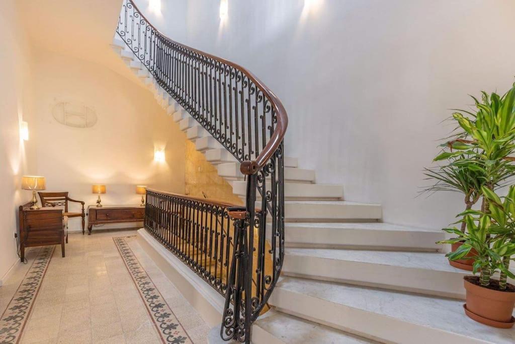 Spacious 4-Bedrooms Townhouse In Tas-Sliema Ngoại thất bức ảnh