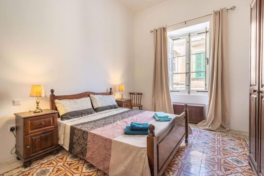 Spacious 4-Bedrooms Townhouse In Tas-Sliema Ngoại thất bức ảnh