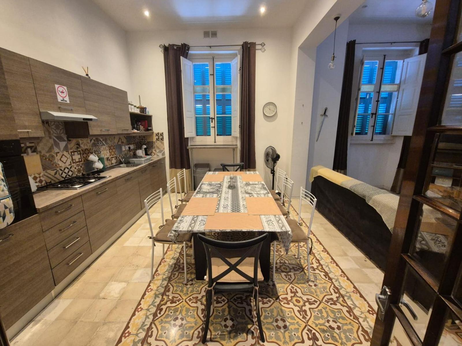 Spacious 4-Bedrooms Townhouse In Tas-Sliema Ngoại thất bức ảnh
